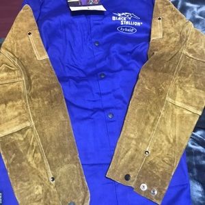 Black Stallion Hybrid welding jacket
